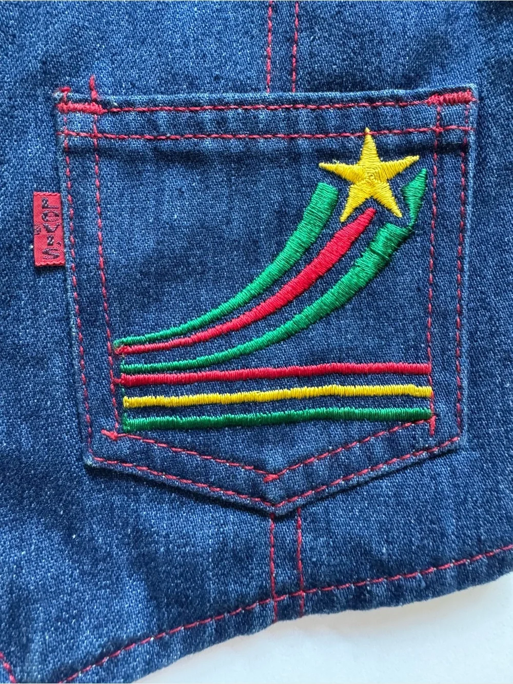Levi’s Vintage Red Tab Blue Denim Vest Shooting Star Rainbow Embroidery, Size 4